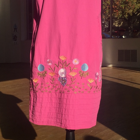 Pink embroidered vintage chemise - Picture 2 of 5